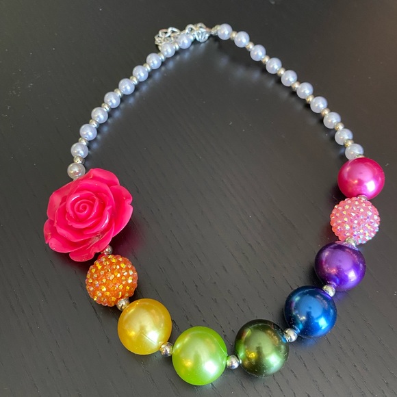 Little girls rainbow necklace - Picture 2 of 4